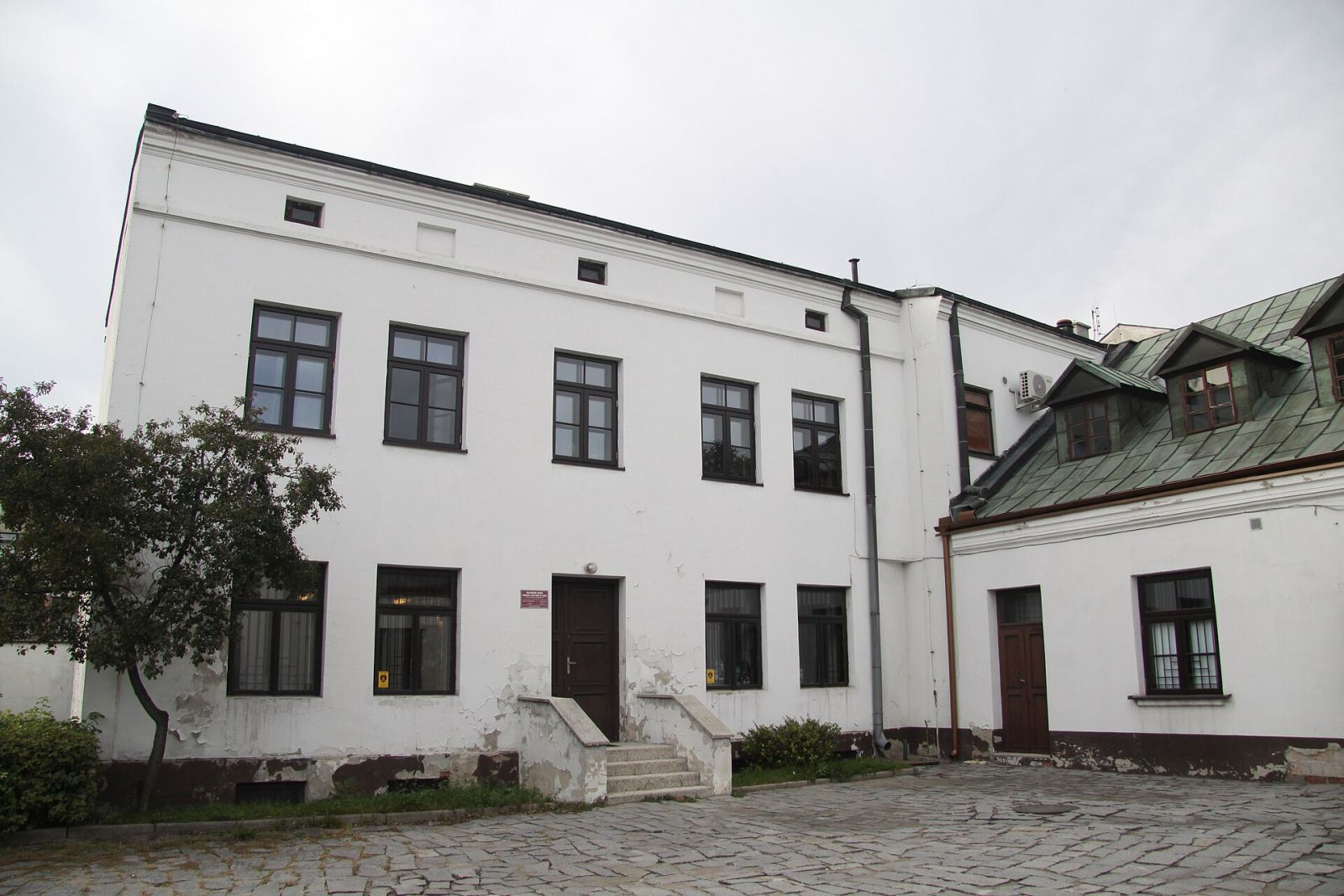 Zajazd, Sieradz