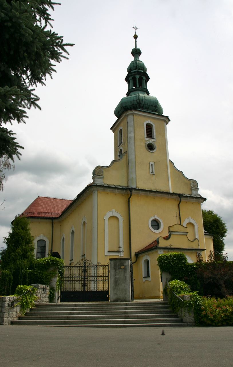 Kościół parafialny pw. Wszystkich Świętych, Brożec