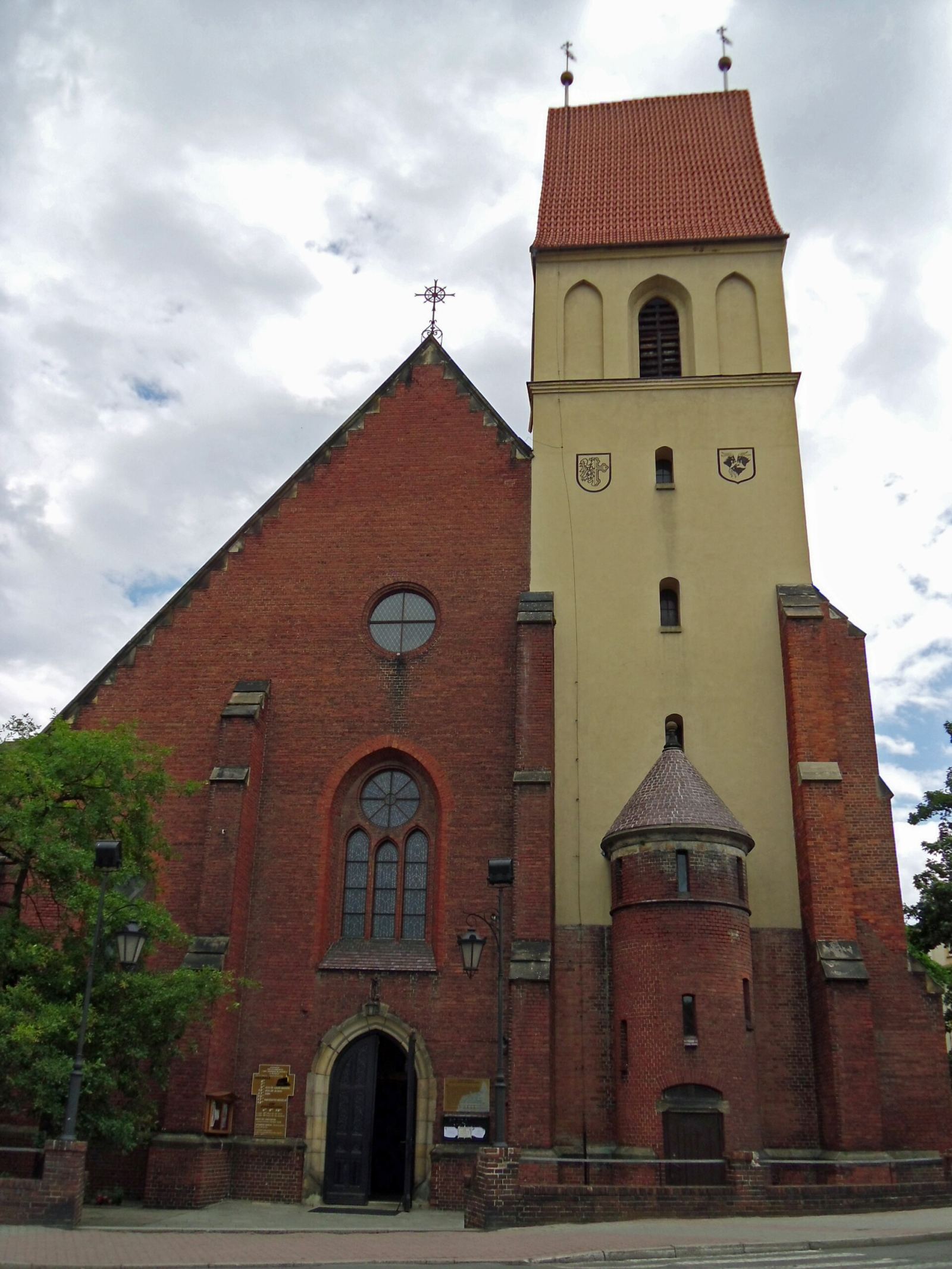 Kościół parafialny pw. św. Zygmunta, Kędzierzyn-Koźle
