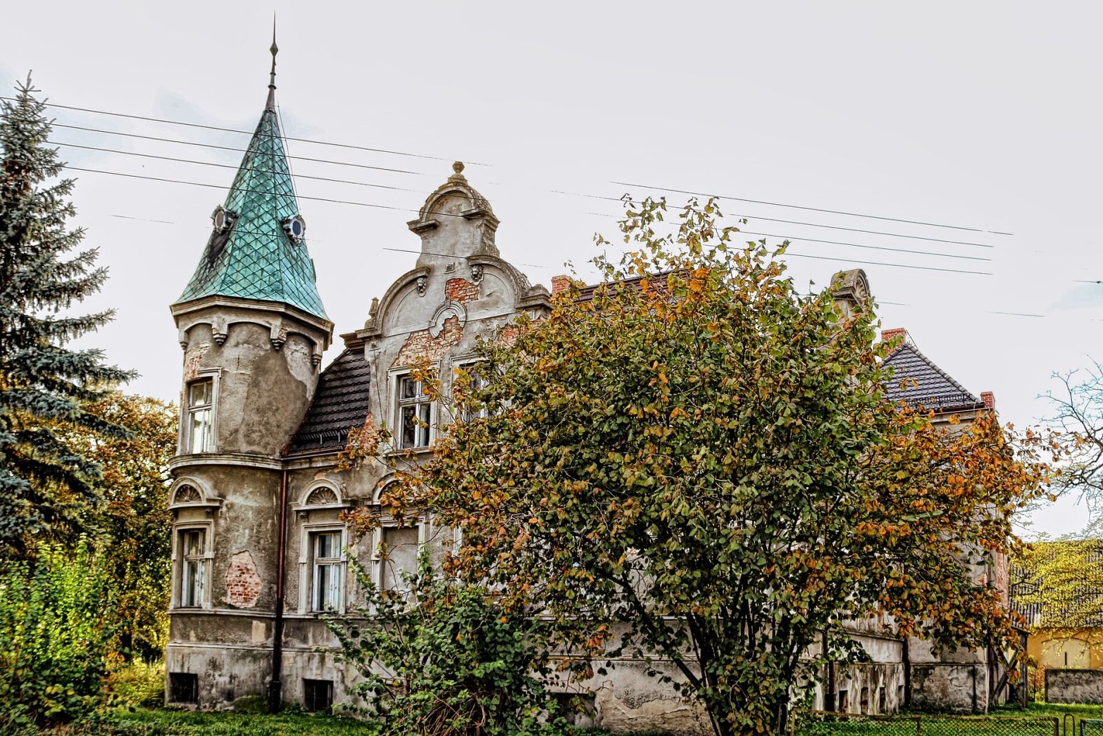 Pałac, Przyczyna Górna