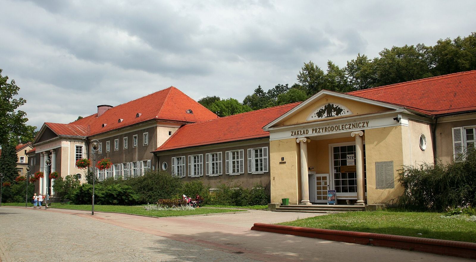 Zakład kąpielowy Łazienki Luizy, Szczawno-Zdrój