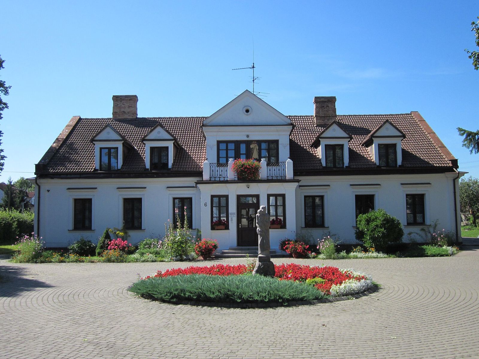 Plebania, Ciechanowiec