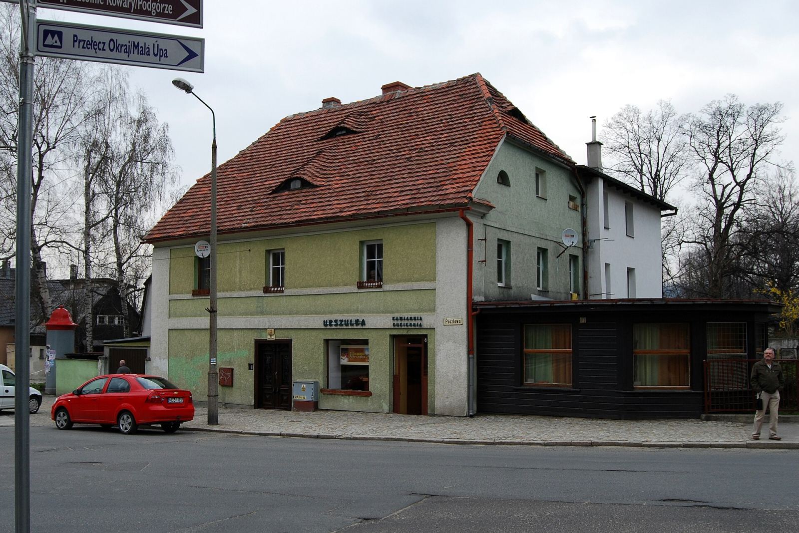 Dom, Kowary