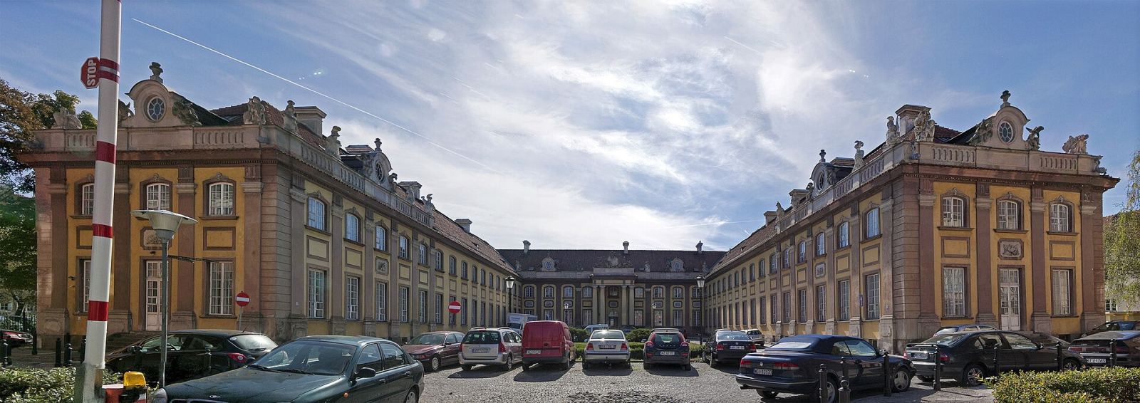 Pałac Branickich ze skrzydłami, Warszawa