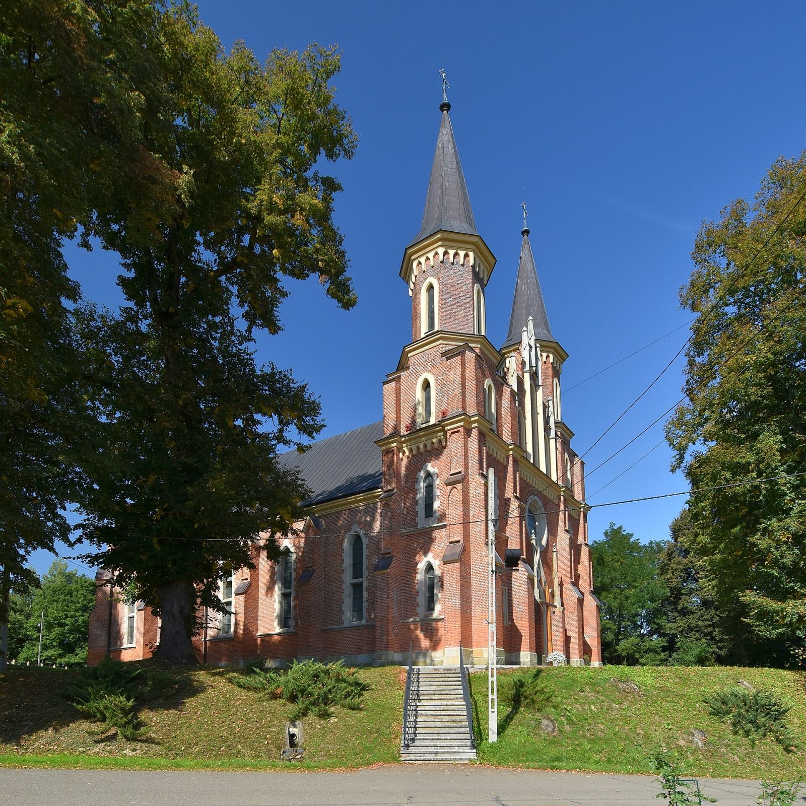 Kościół parafialny pw. św. Michała Archanioła i św. Anny, Dydnia