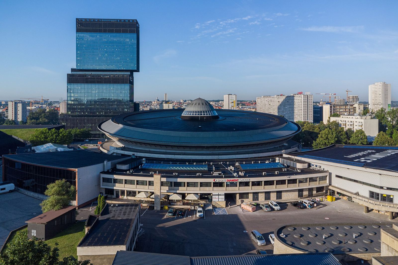 Budynek hali widowiskowo-sportowej Spodek, Katowice