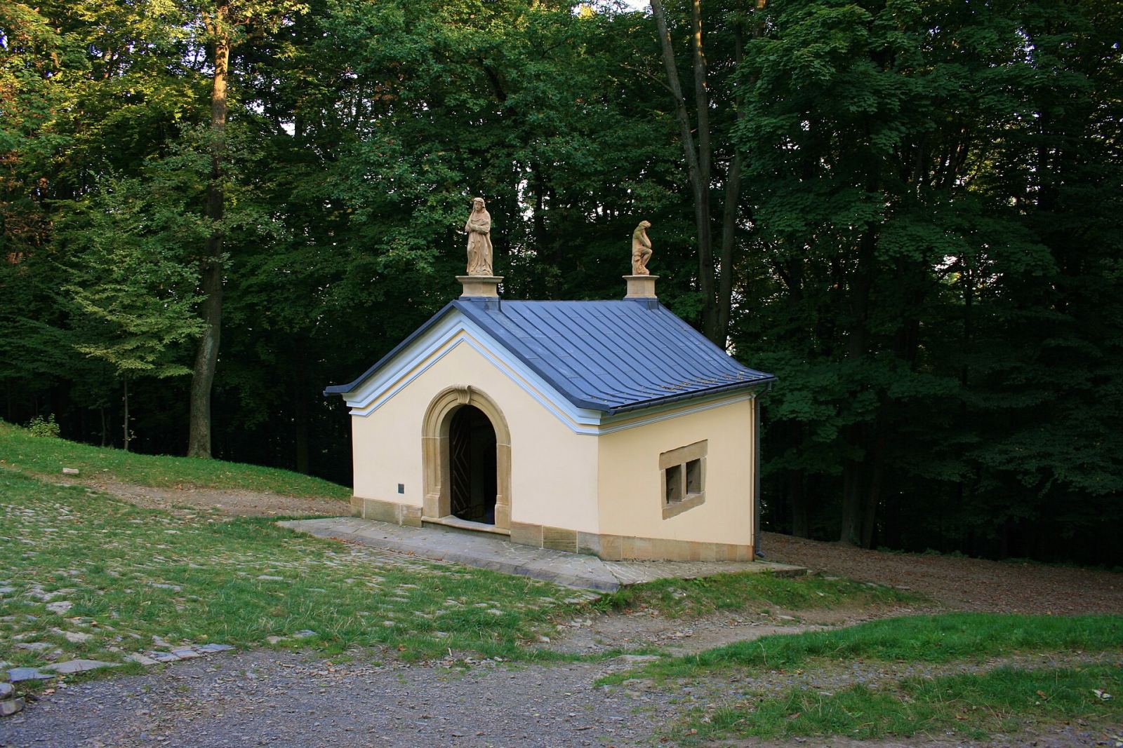 Kaplica Obnażenie, Bugaj