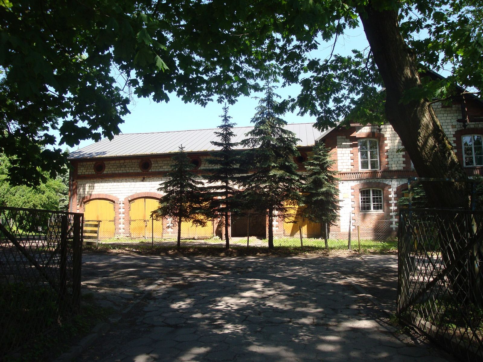 Stajnia, Kluczkowice-Osiedle