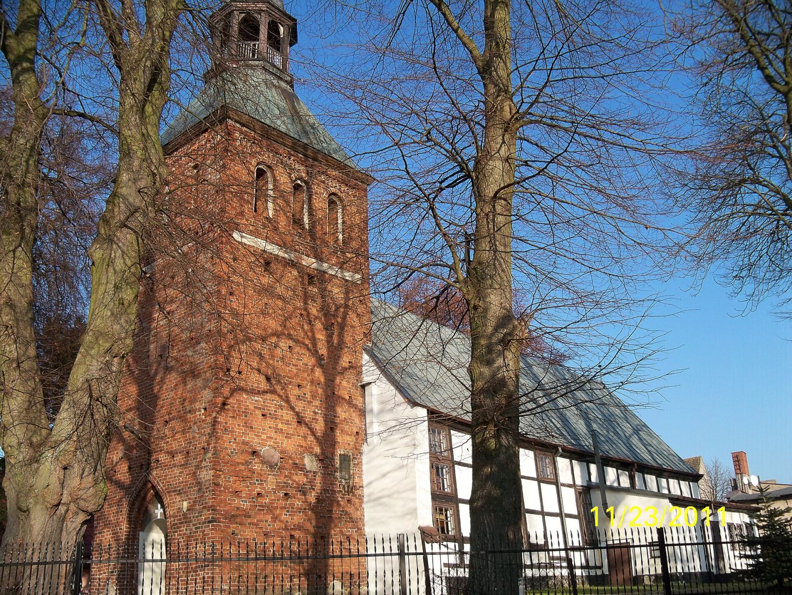 Kościół parafialny pw. św. Stanisława Kostki, Sianów