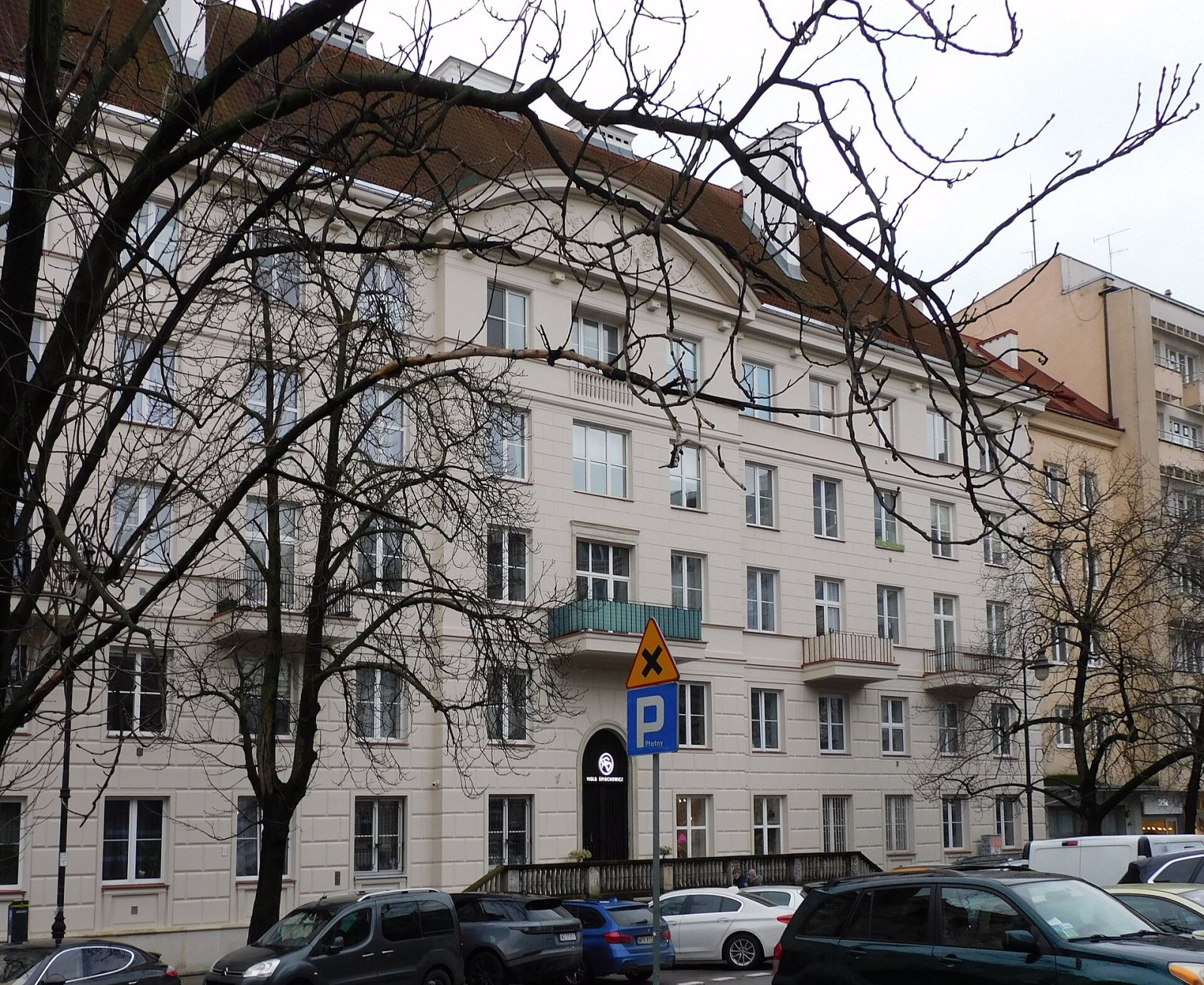 Budynek mieszkalny, Warszawa