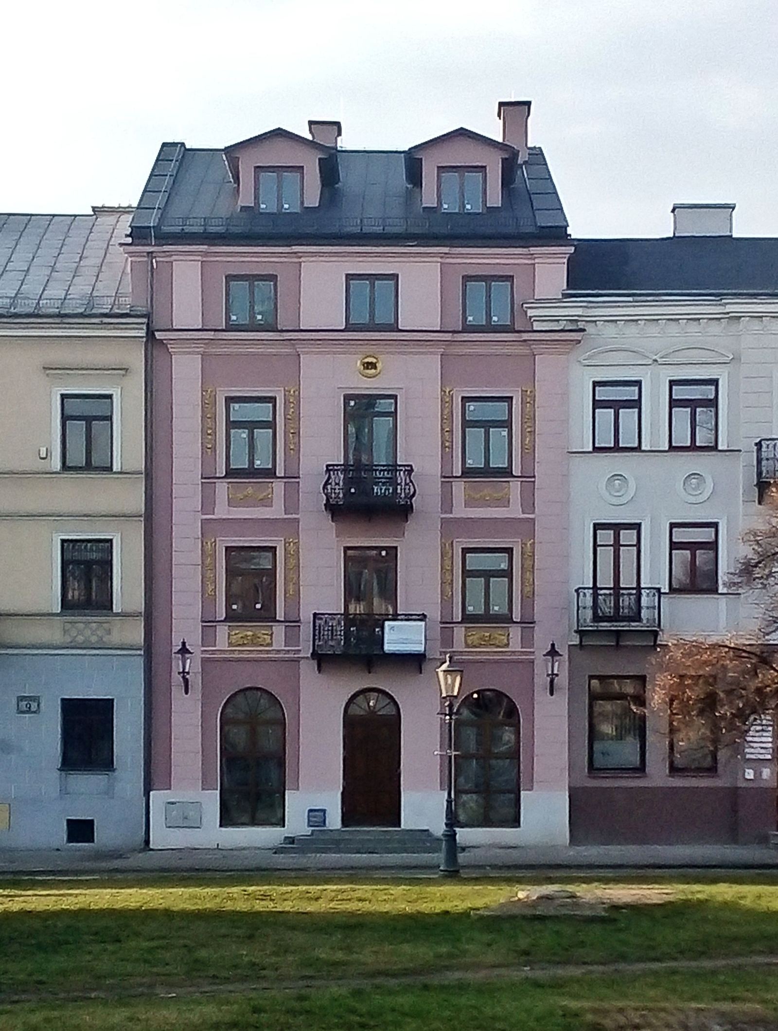 Dom, Radom