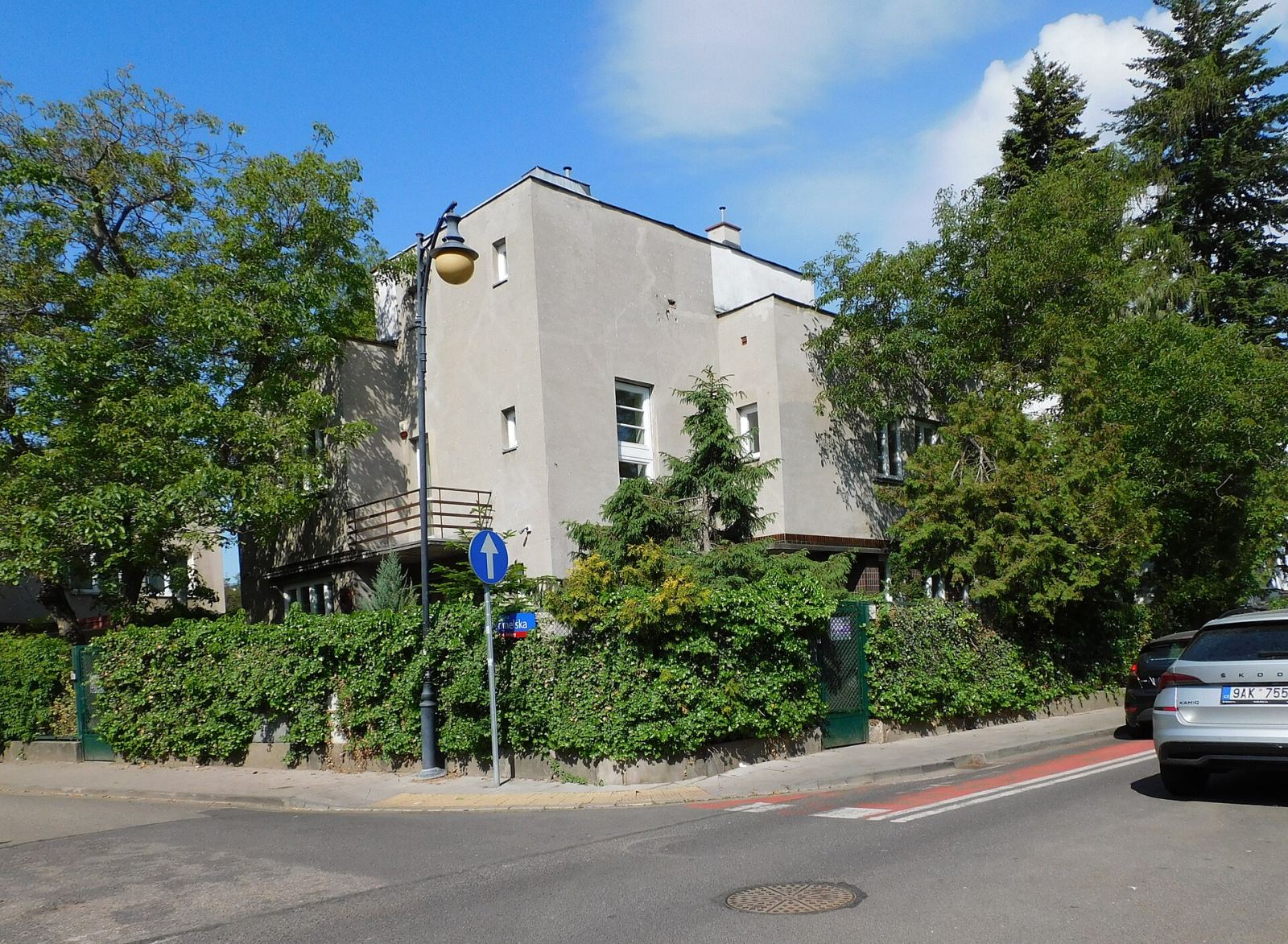 Budynek mieszkalny, Warszawa