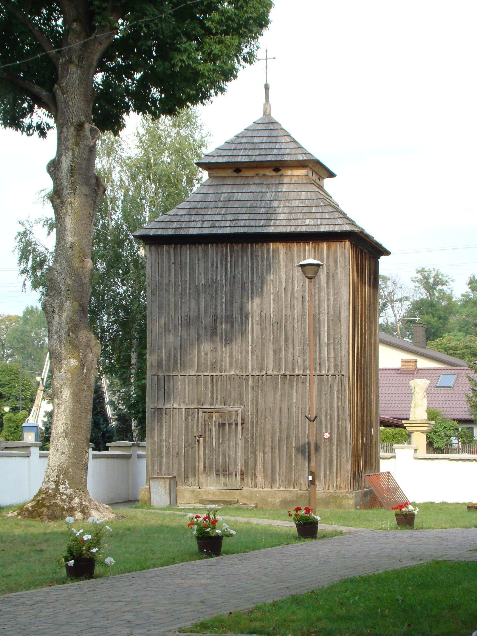 Dzwonnica, Skotniki