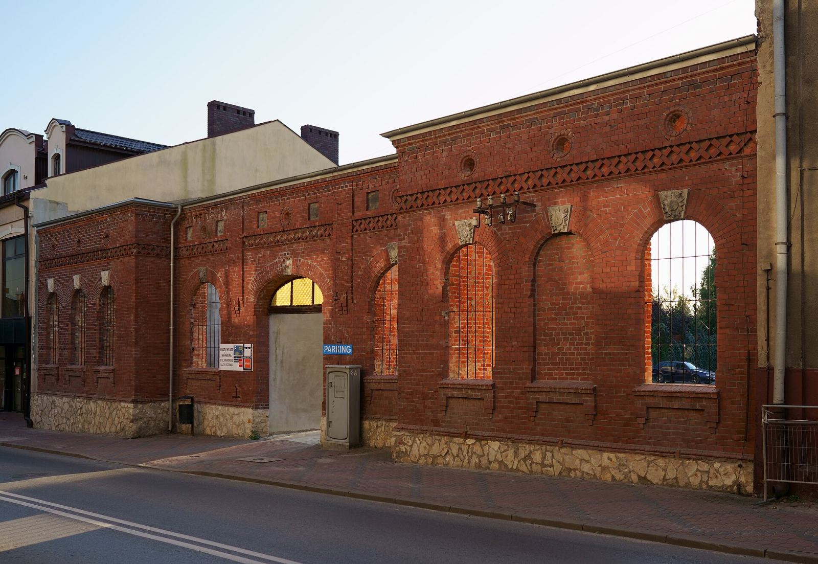 Elewacja frontowa tzw. Starej Poczty, Wolbrom