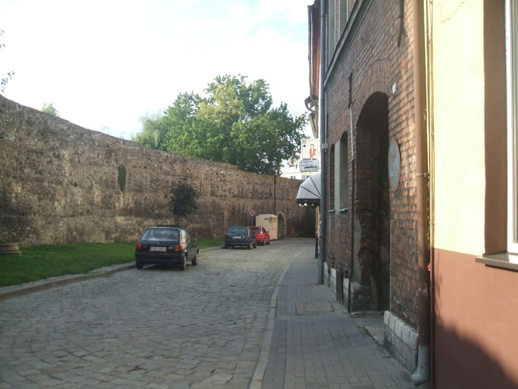 Mury obronne, Krapkowice