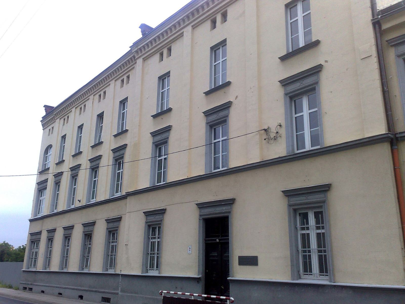 Dom zakonny elżbietanek, Nysa
