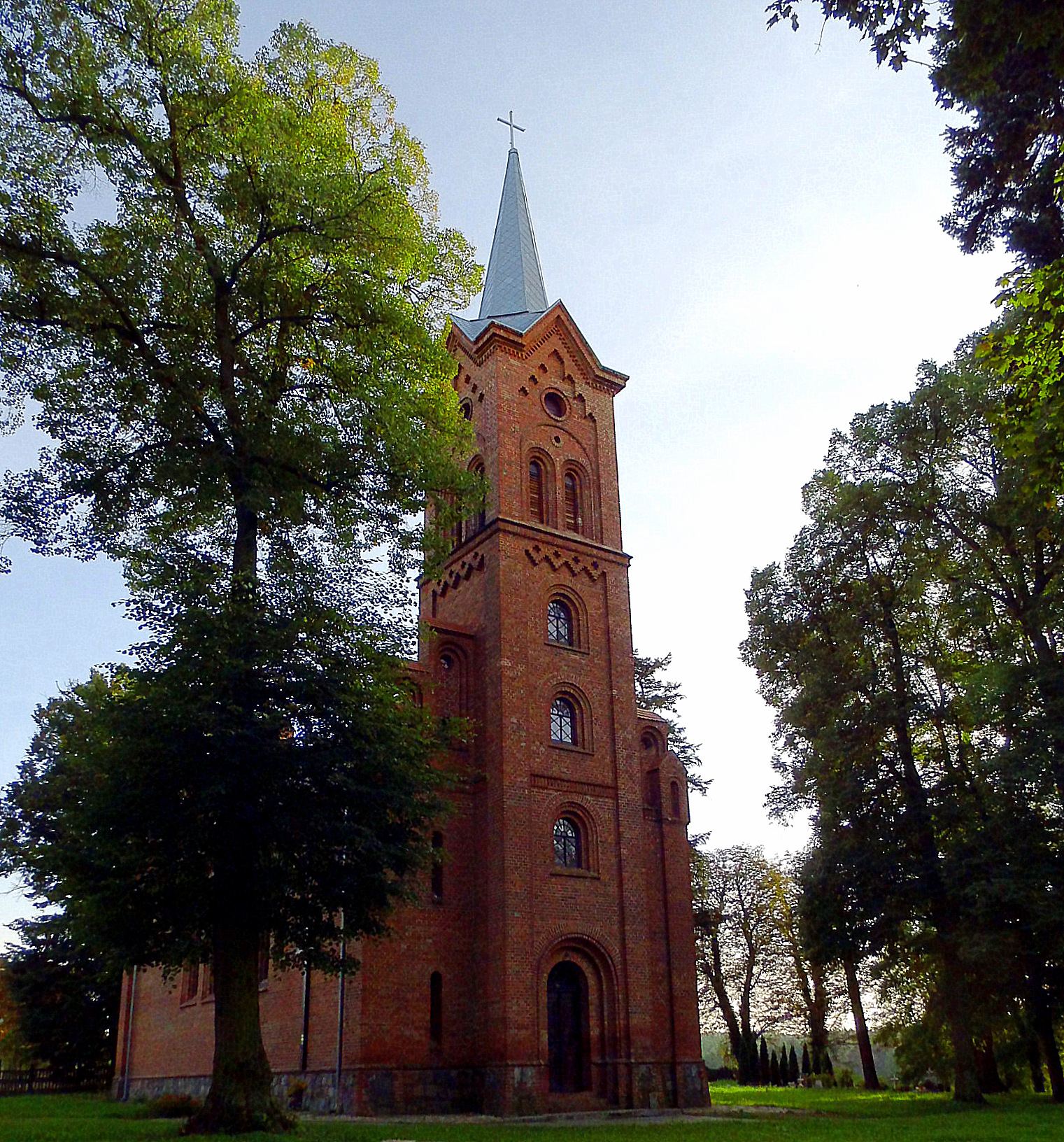 Kościół filialny pw. św.św. Apostołów Piotra i Pawła, Jagów