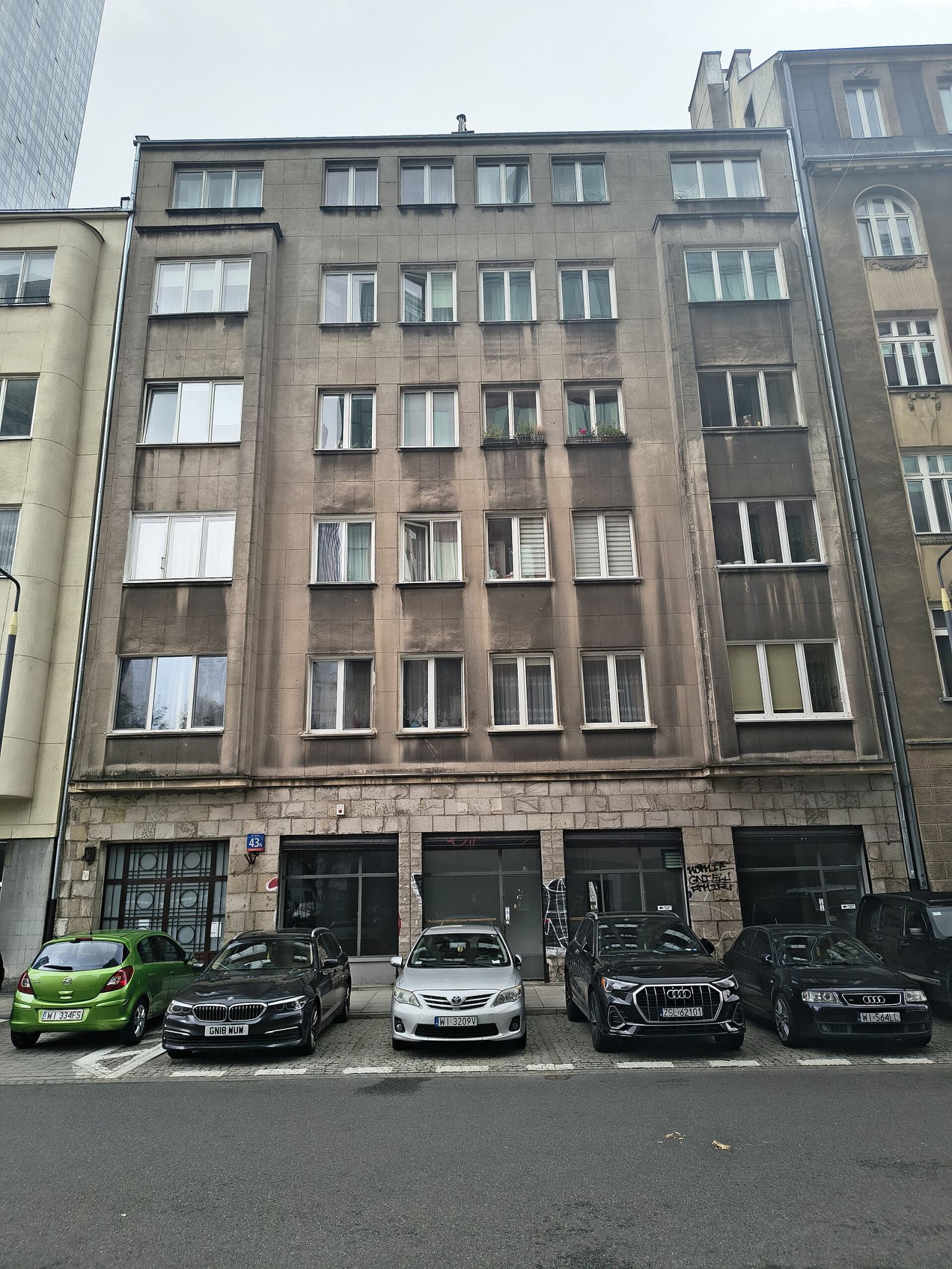 Kamienica frontowa z oficyną, Warszawa
