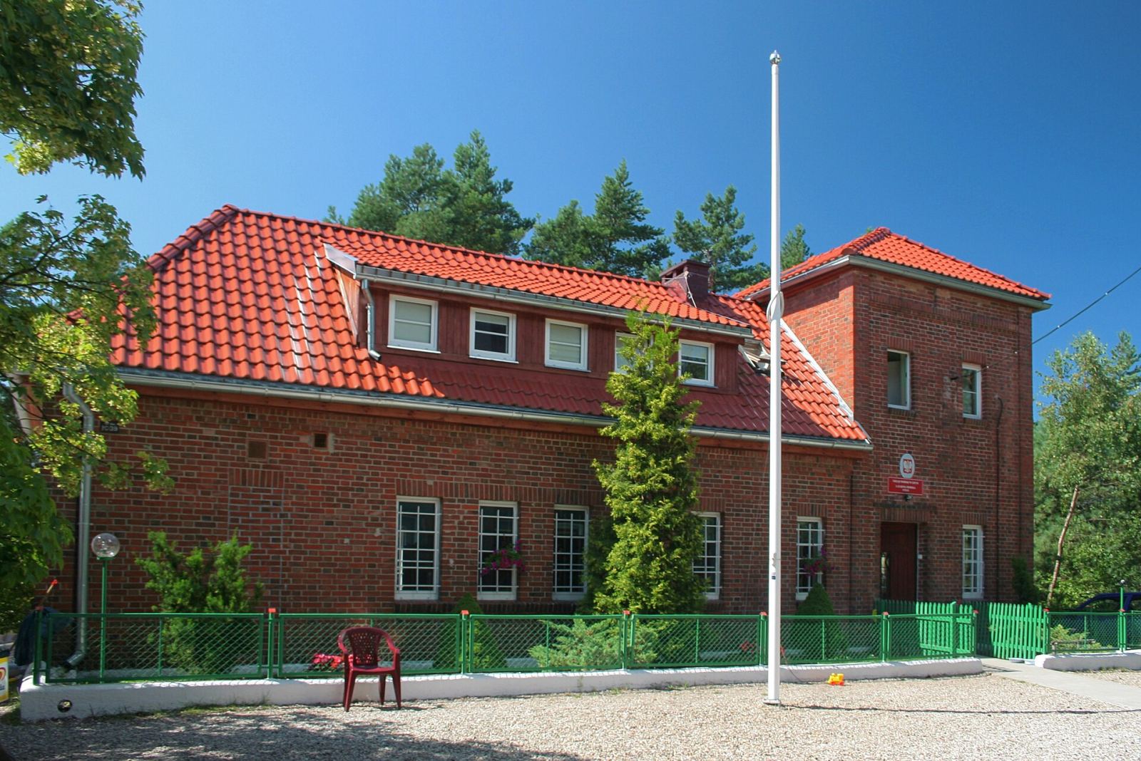 Stara maszynownia, ob. budynek mieszkalno-administracyjny, Sasino