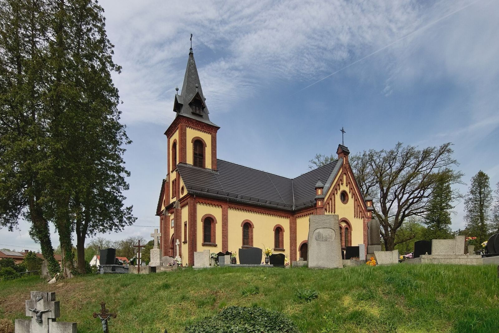 Kościół cmentarny pw. św. Marii Magdaleny, Rudy