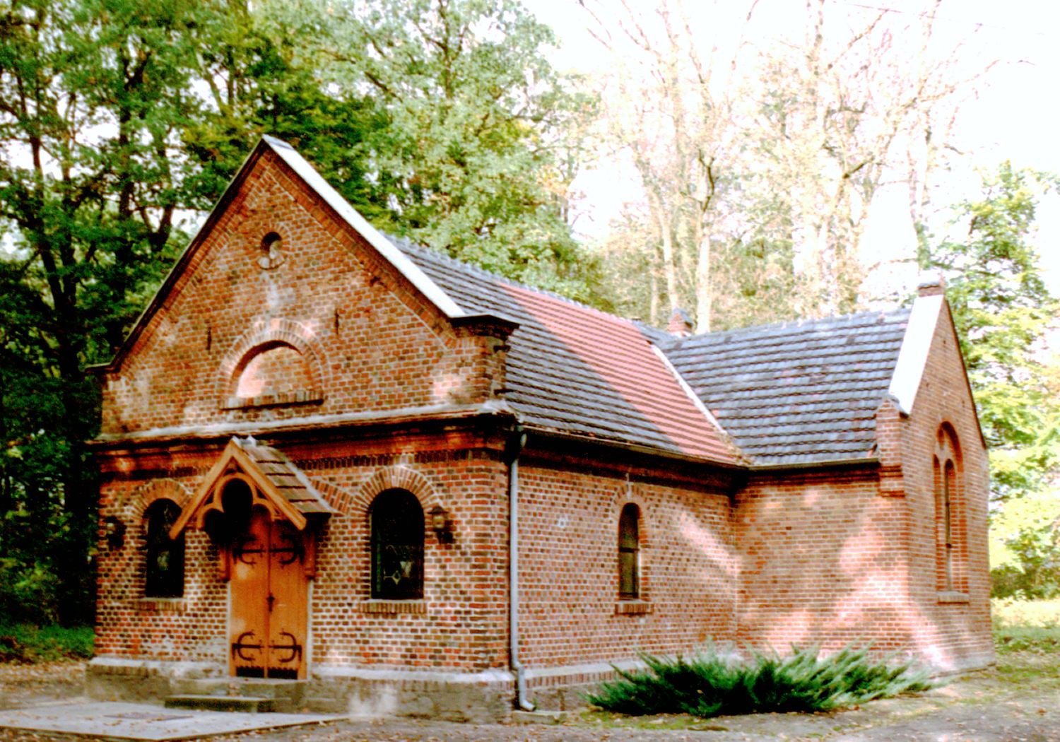 Kaplica pw. Niepokalanego Poczęcia Najświętszej Marii Panny, Uchorowo