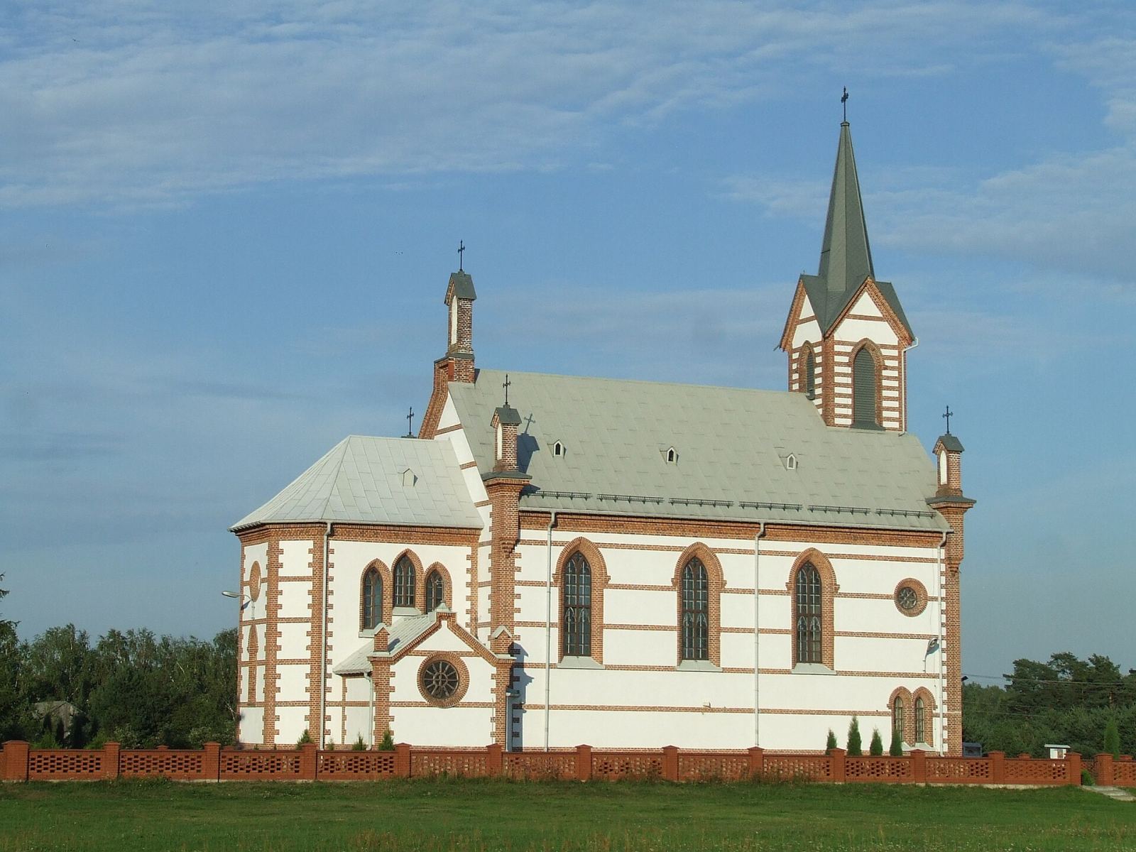 Kościół parafialny pw. św. Jadwigi Śląskiej, Samogoszcz