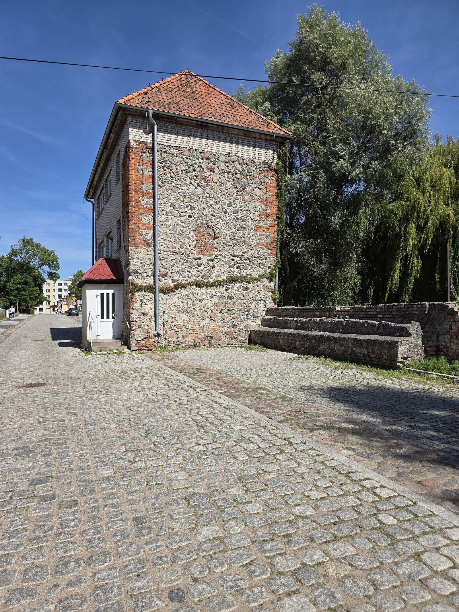 Fragment murów obronnych z basztami, Nidzica