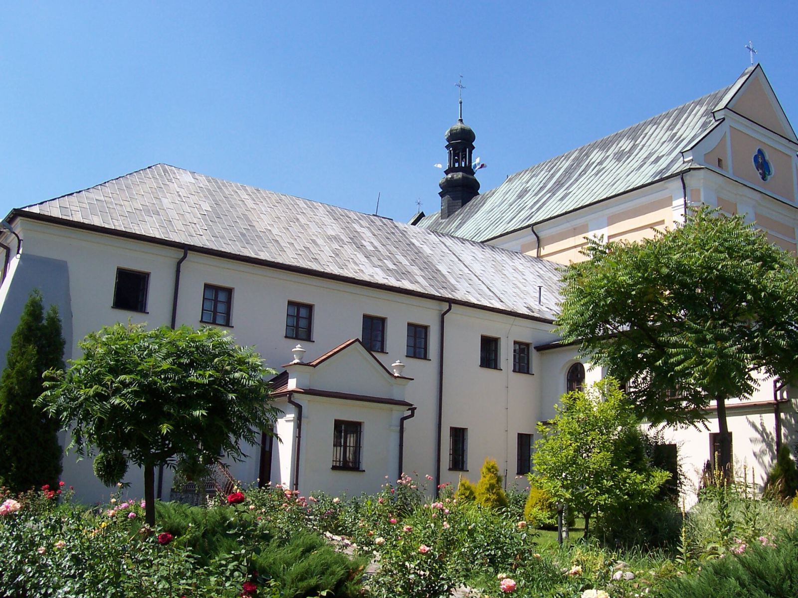 Klasztor, Biskupice