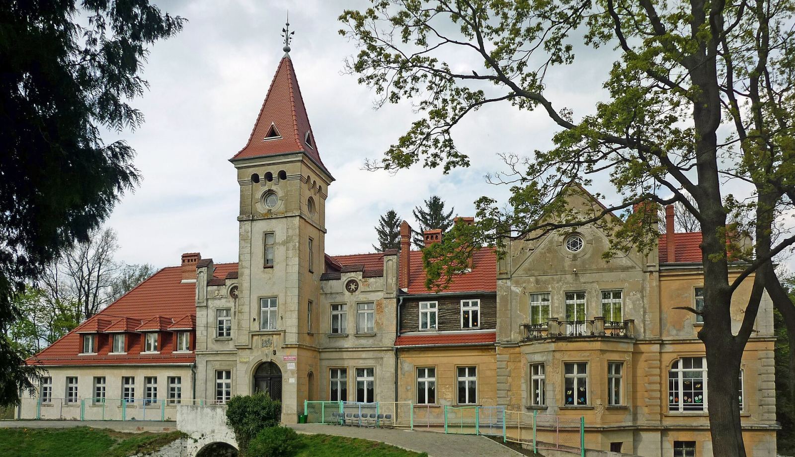 Pałac, Grabiszyce Średnie