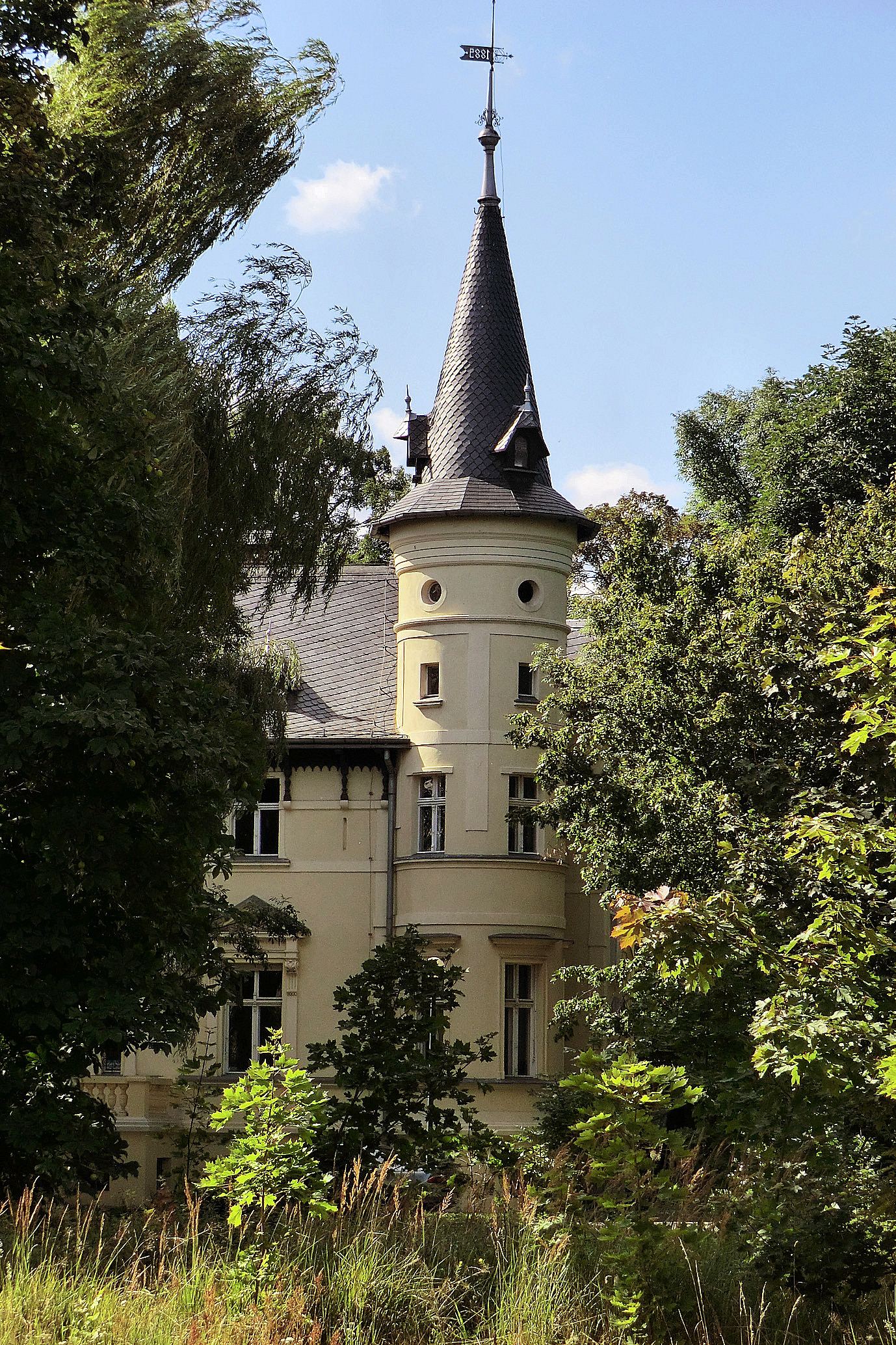 Zespół folwarczny Ludwikowo, Legnica