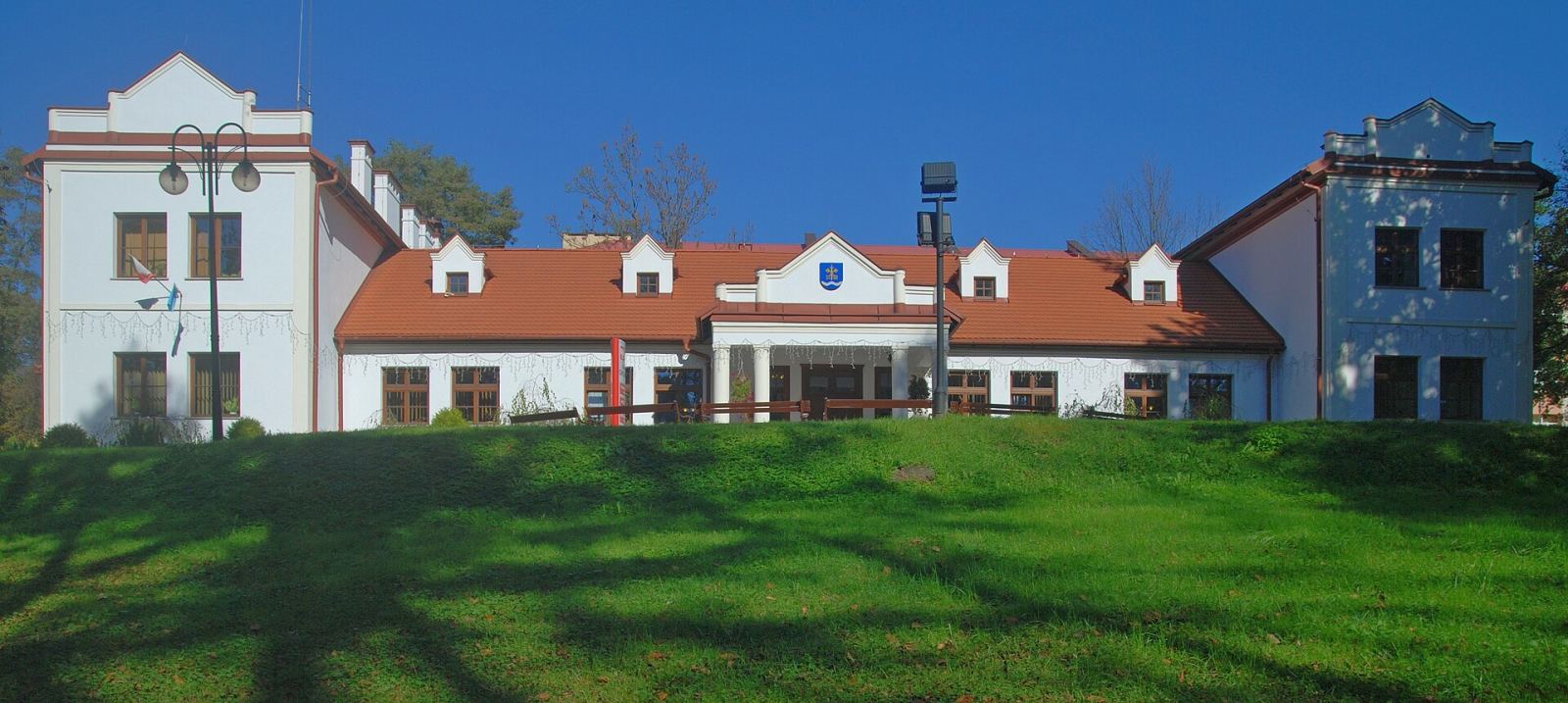 Dwór, Gromnik