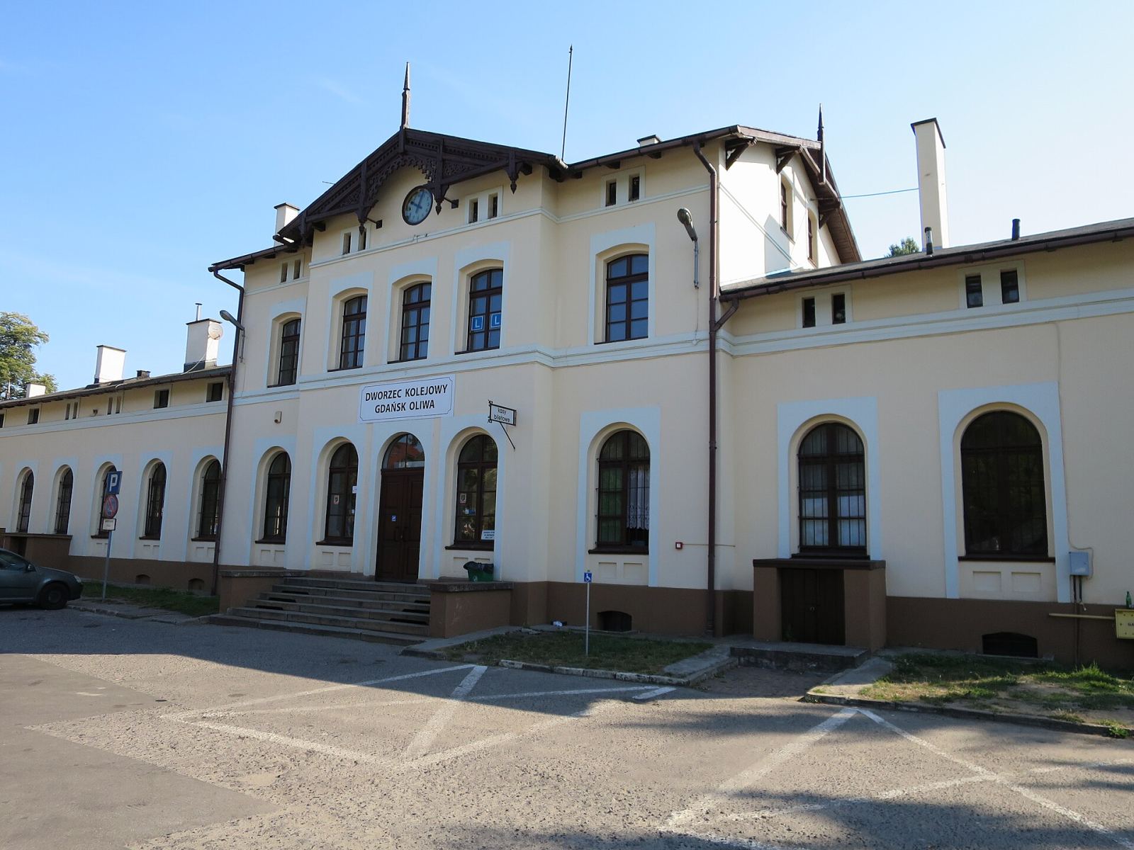 Zespół dworca kolejowego Gdańsk Oliwa, Gdańsk