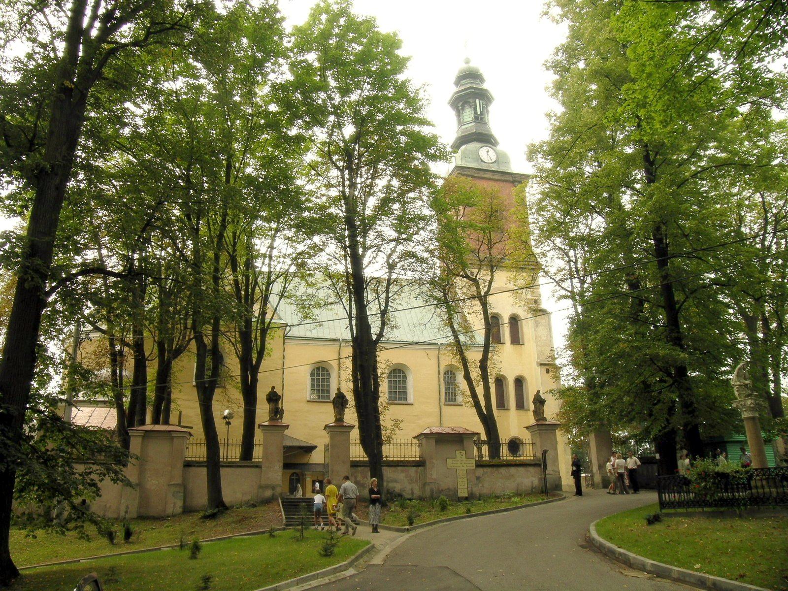 Kościół pw. Stygmatów św. Franciszka, Alwernia