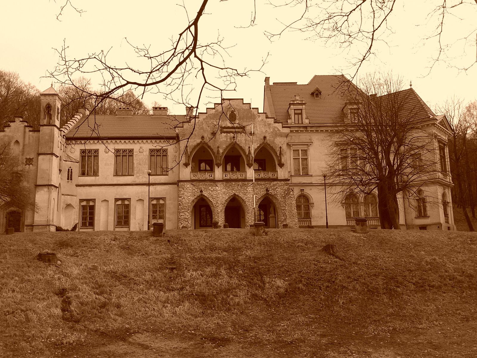 Zespół pałacowo-parkowy, Młoszowa