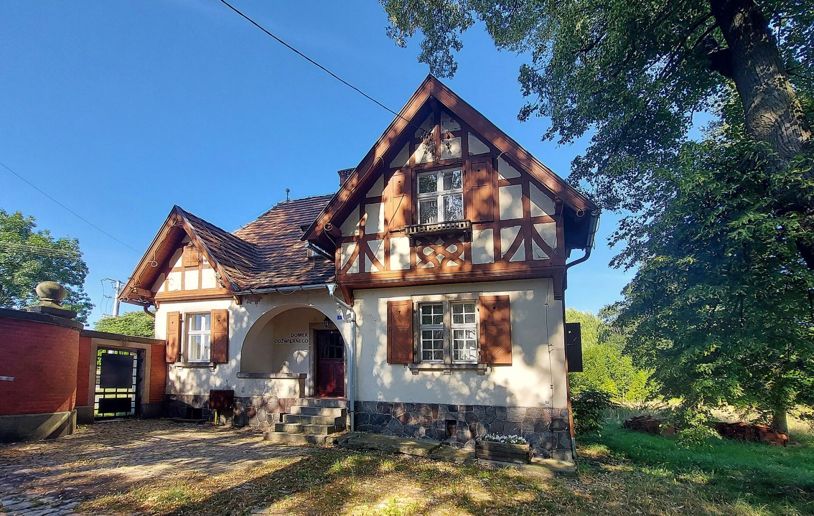 Dom odźwiernego, Wąsowo