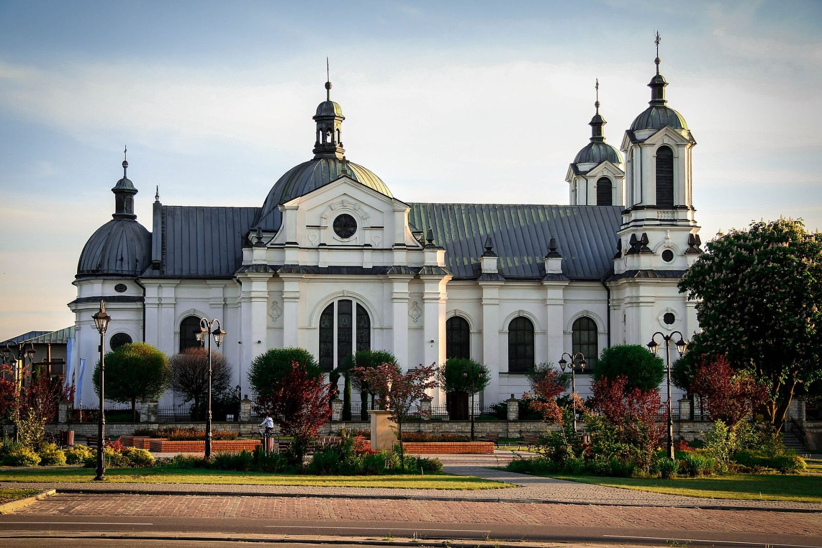 Kościół parafialny pw. św. Józefa Oblubieńca, Luszowice