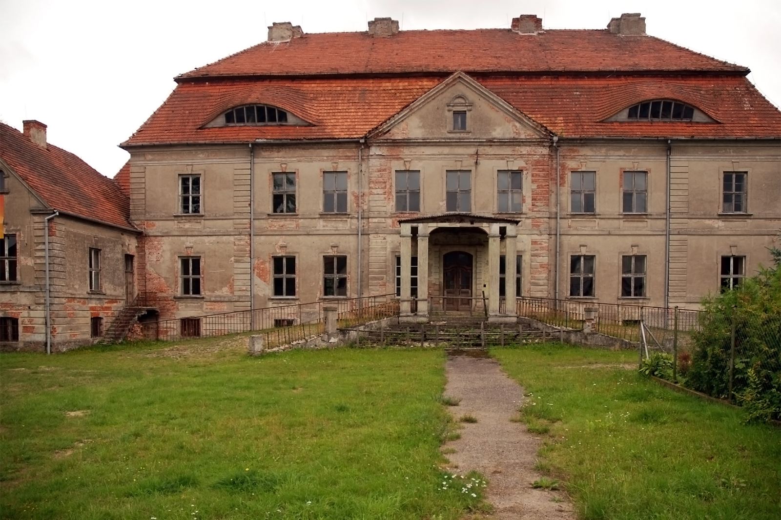 Pałac, Siemczyno