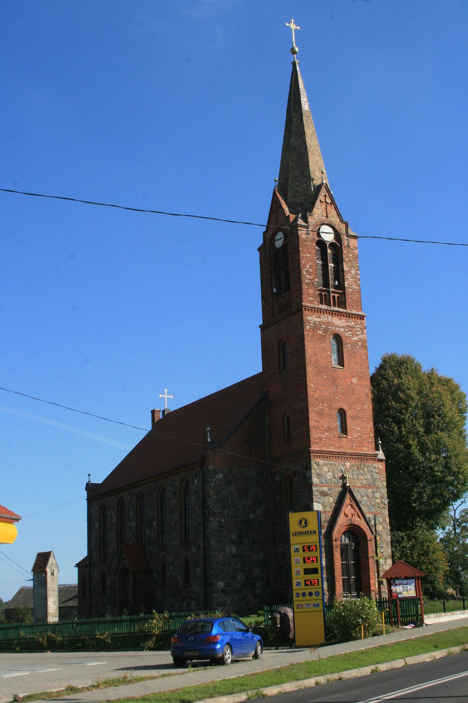 Kościół ewangelicki, ob. rzymskokatolicki filialny pw. św. Wojciecha, Tarnów