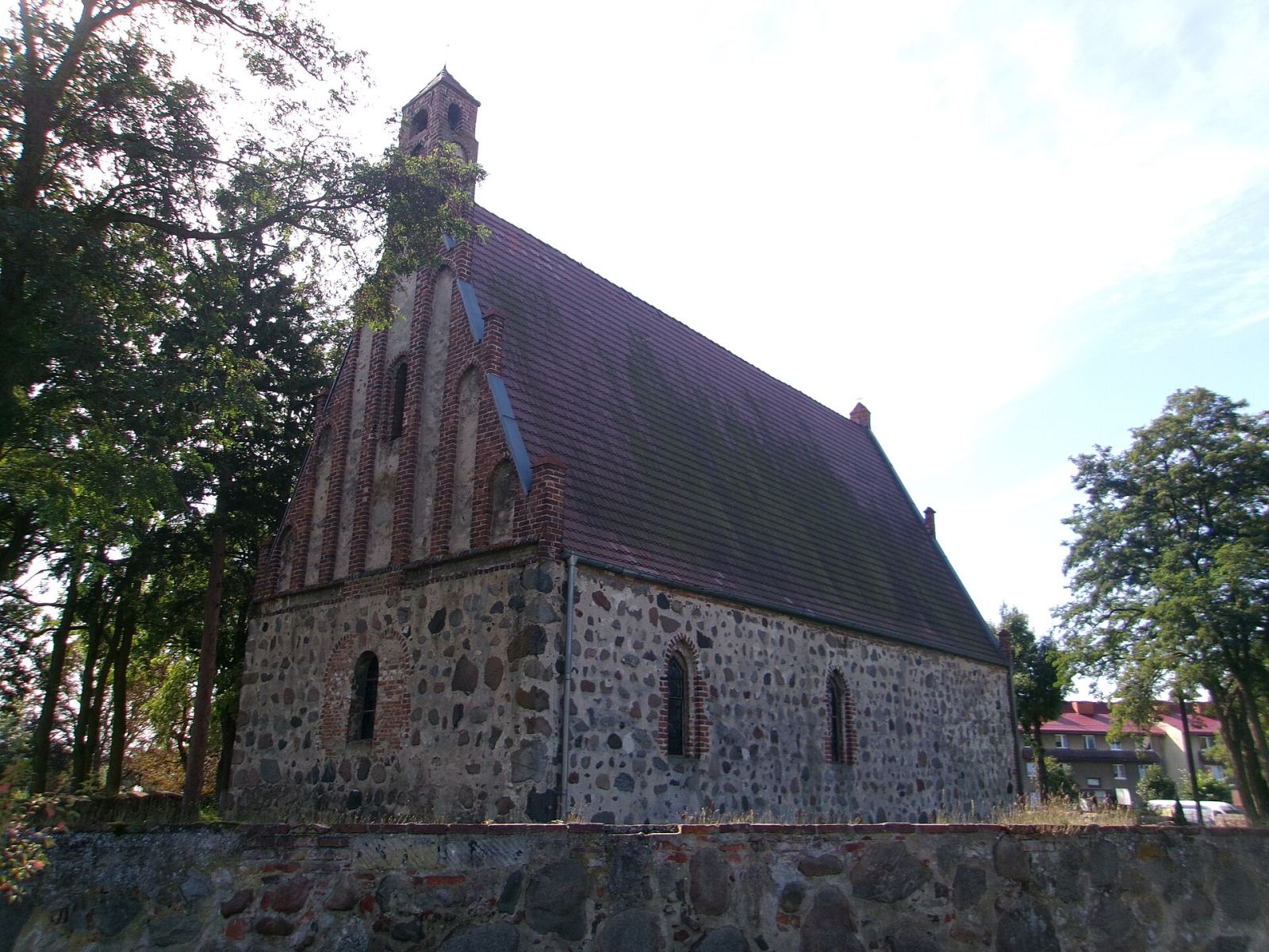 Kościół filialny pw. Zwiastowania Najświętszej Marii Panny, Przywodzie