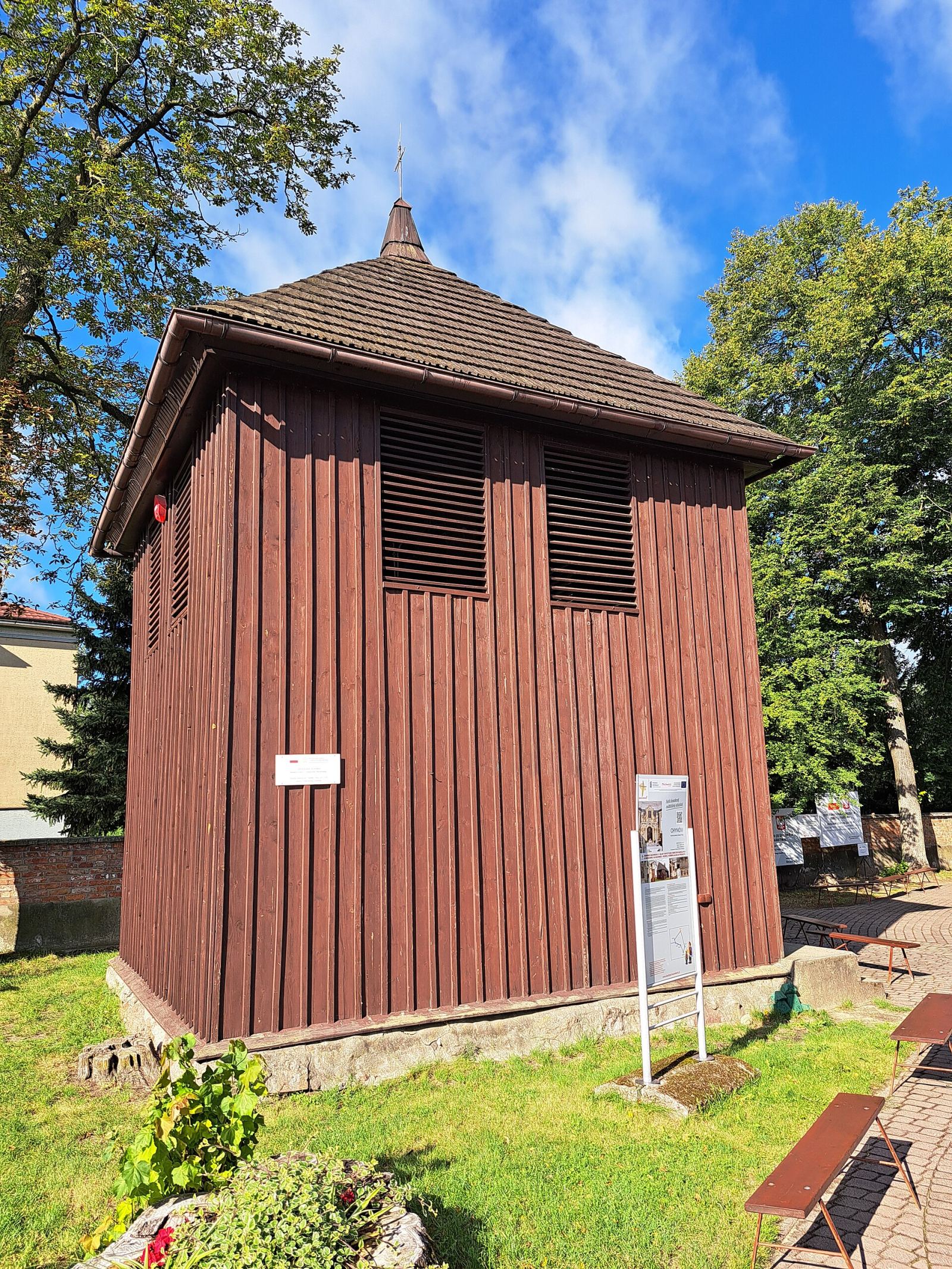 Dzwonnica, Chynów