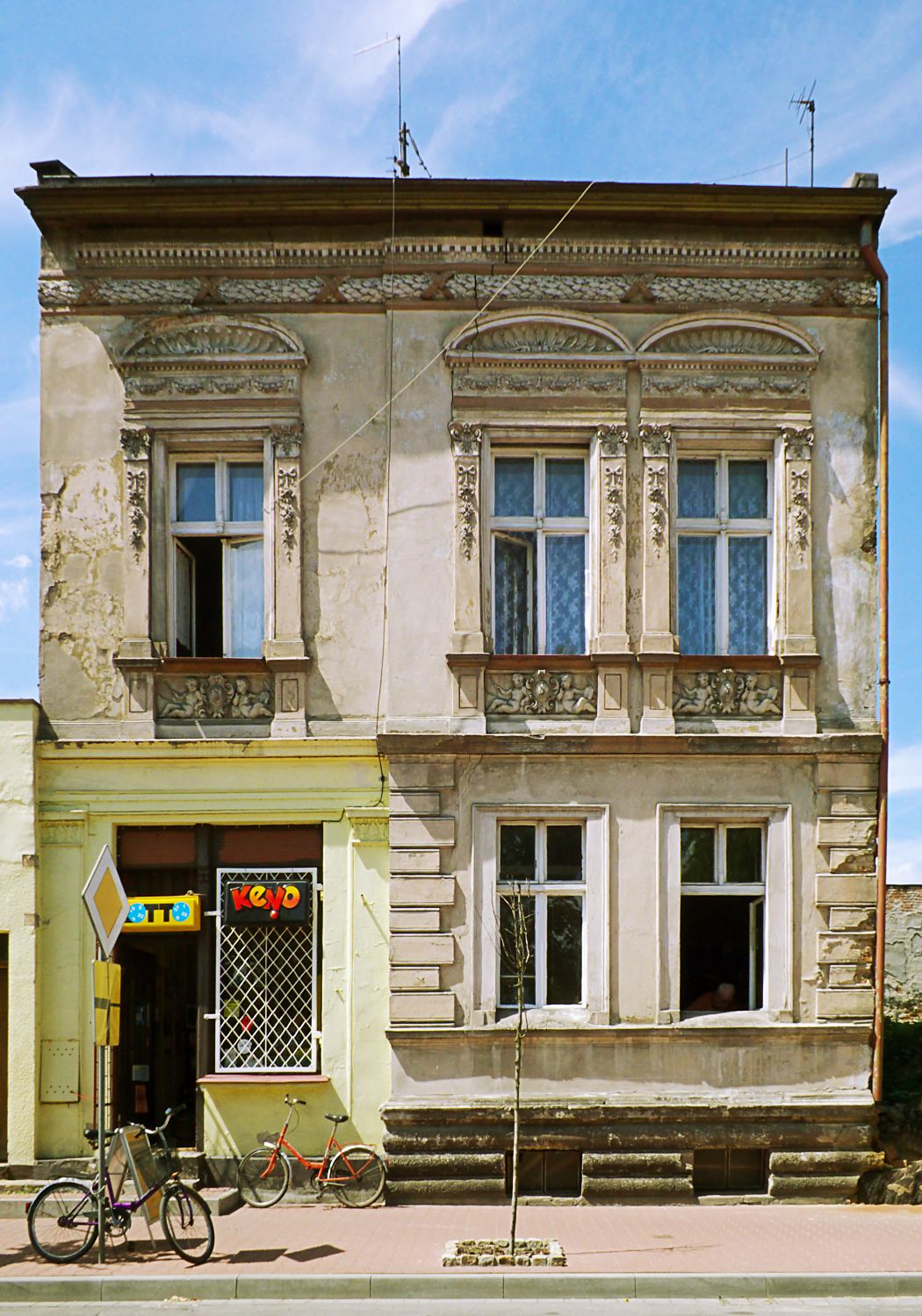 Dom, Rogoźno