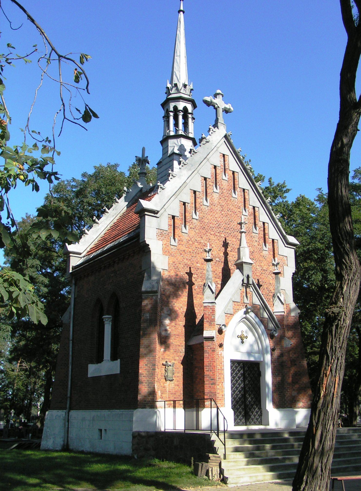 Kaplica cmentarna, Koło