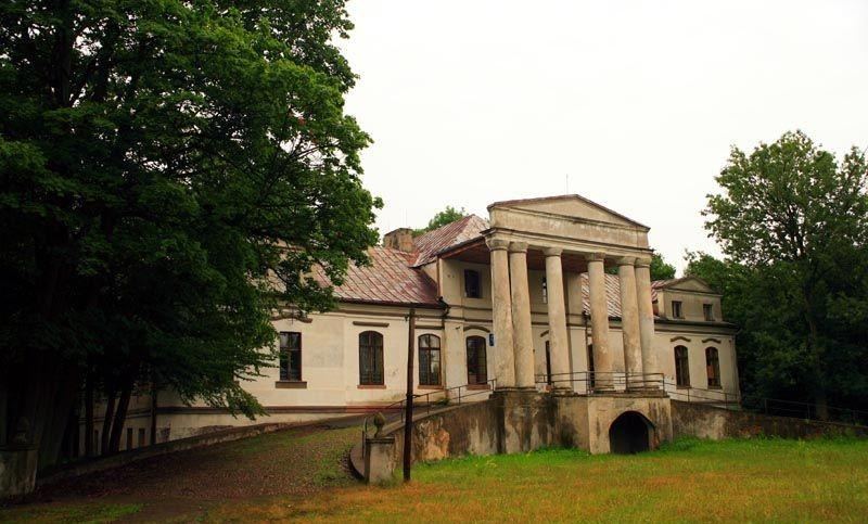 Pałac, ob. szkoła, Grodziec