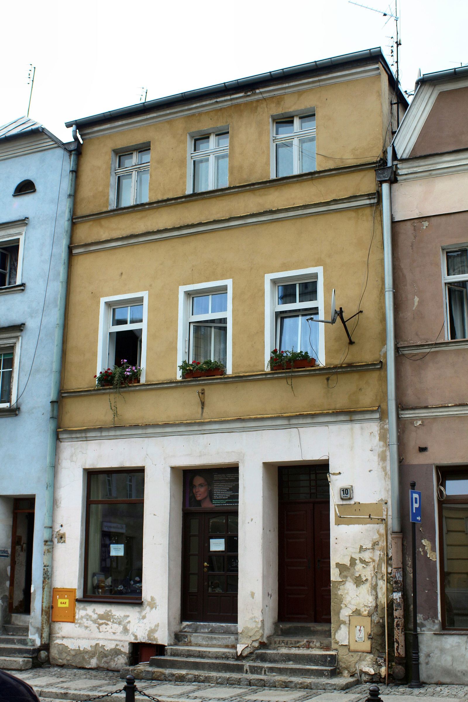Dom, Wschowa