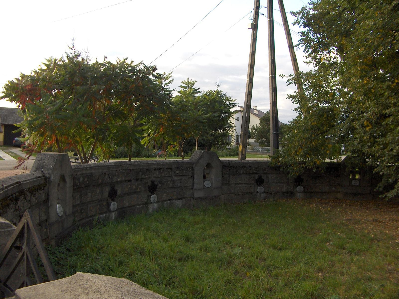 Ogrodzenie, Zakrzów