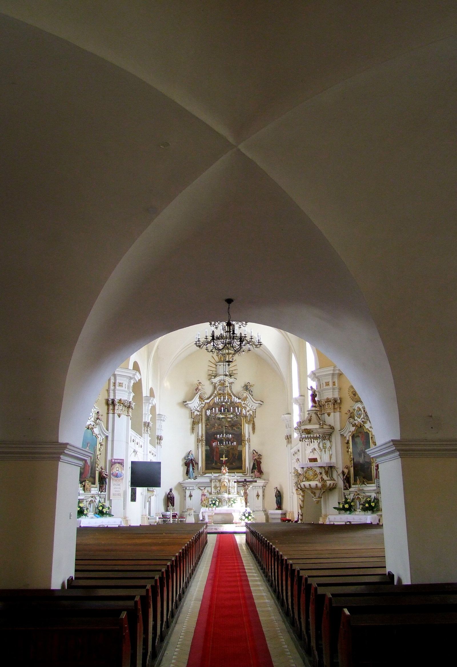 Kościół parafialny pw. św.św. Piotra i Pawła, Nowogrodziec