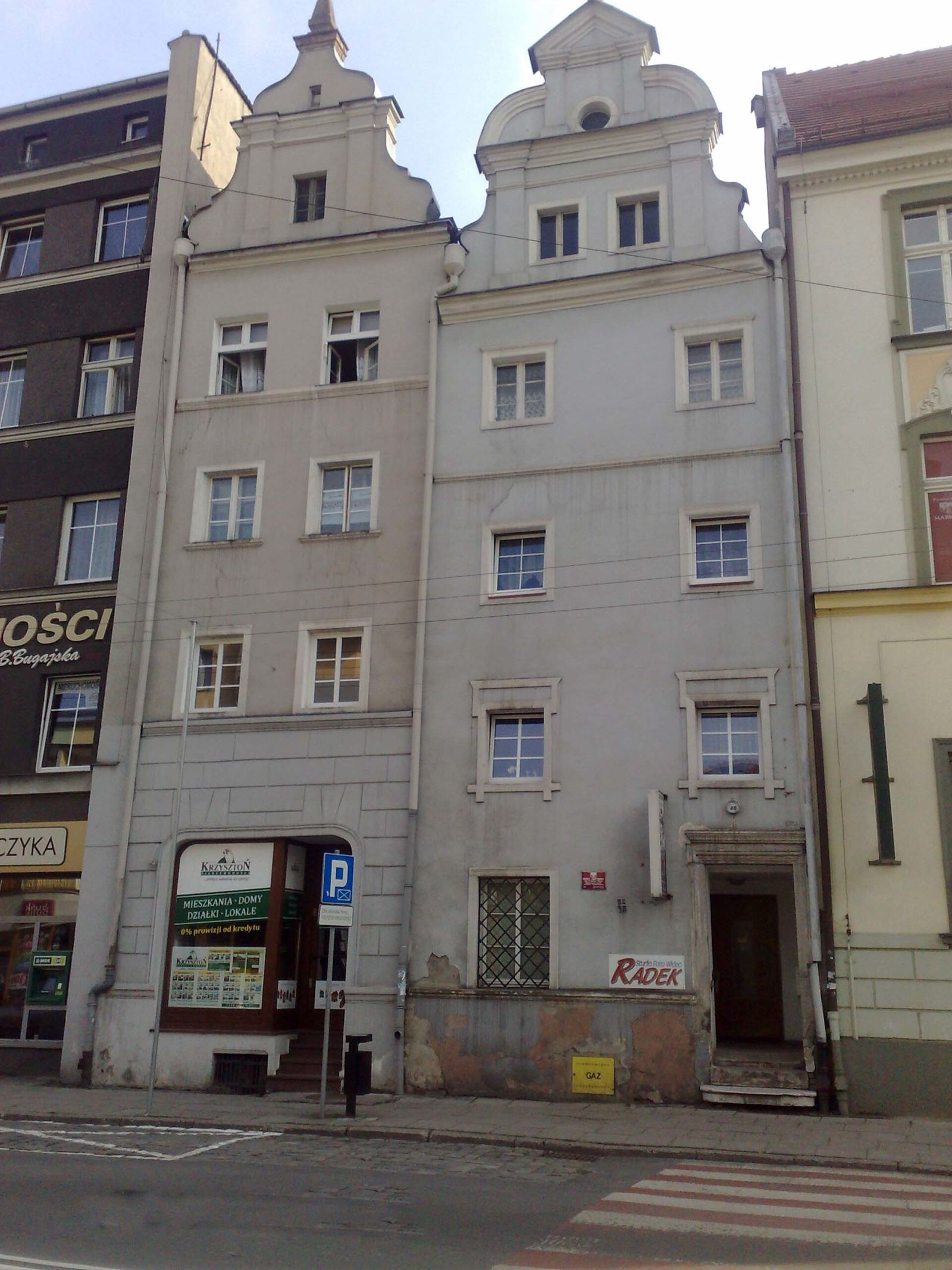 Dom, Nysa
