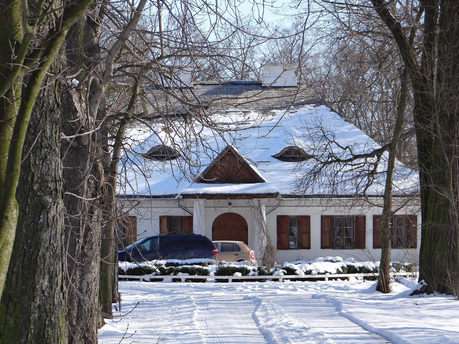 Dwór, Sokule