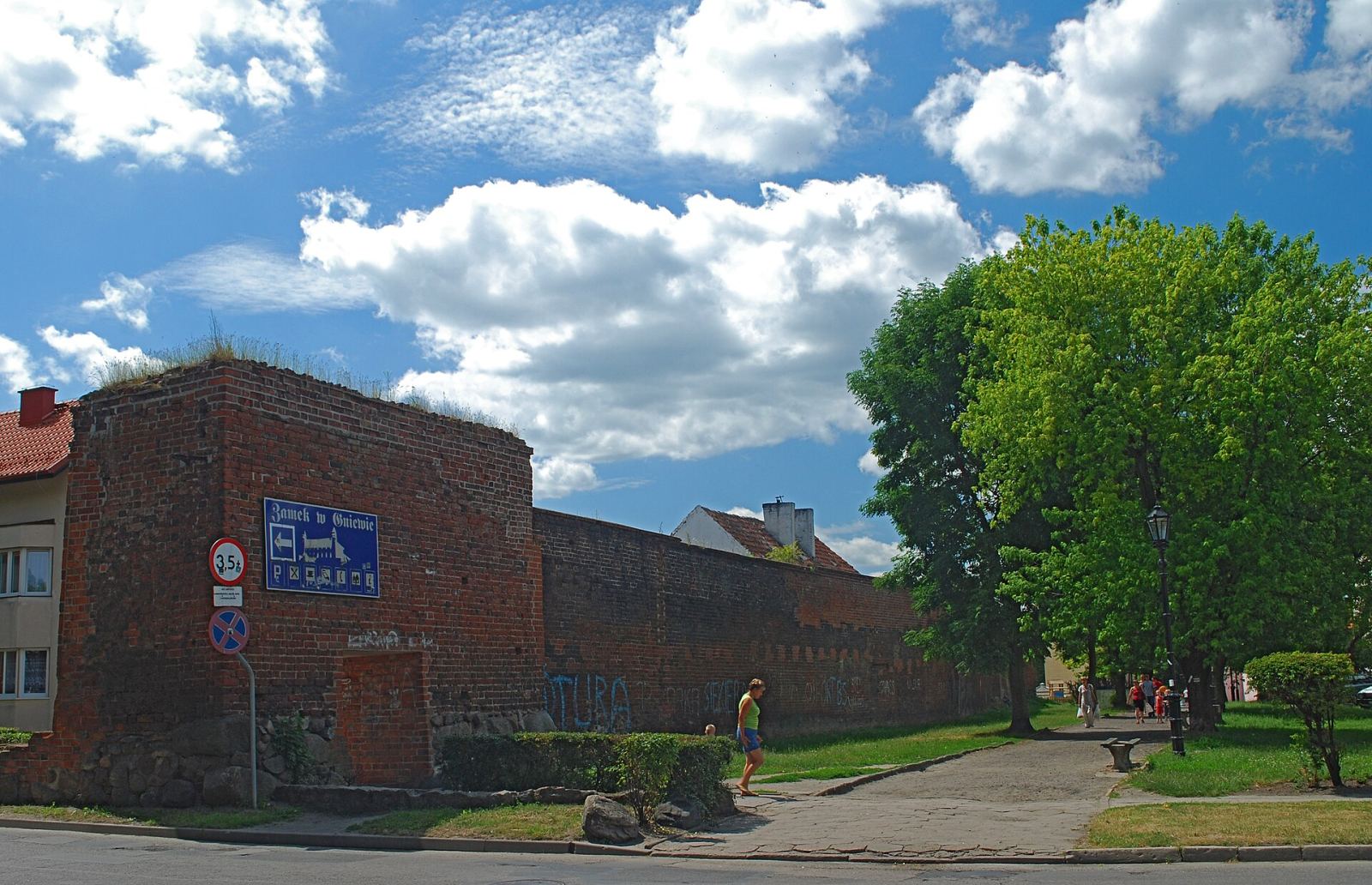 Zespół obwarowań miejskich, Gniew