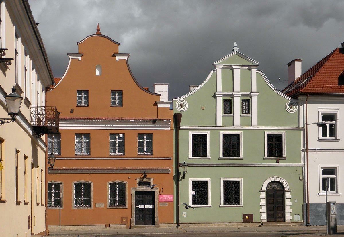 Dom tzw. Gąski i Esterki, ob. galeria muzealna, Radom